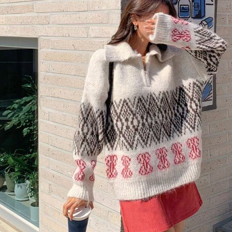 T1031 ON MY WAY SWEATER