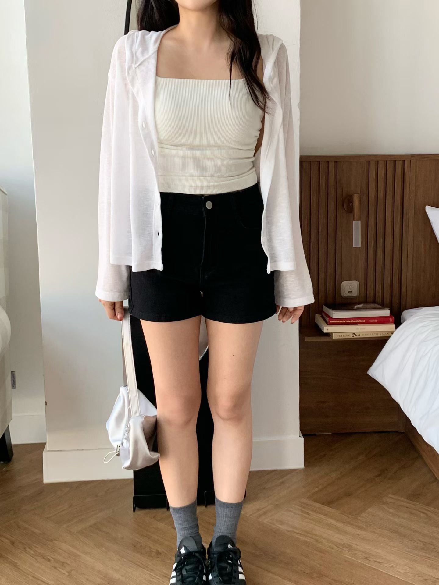 C095 YIKES OUTER