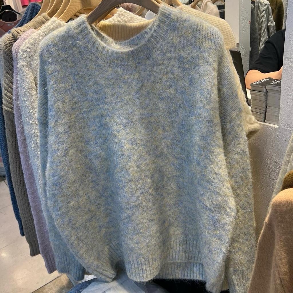 T965 CLOUDY KNIT TOP