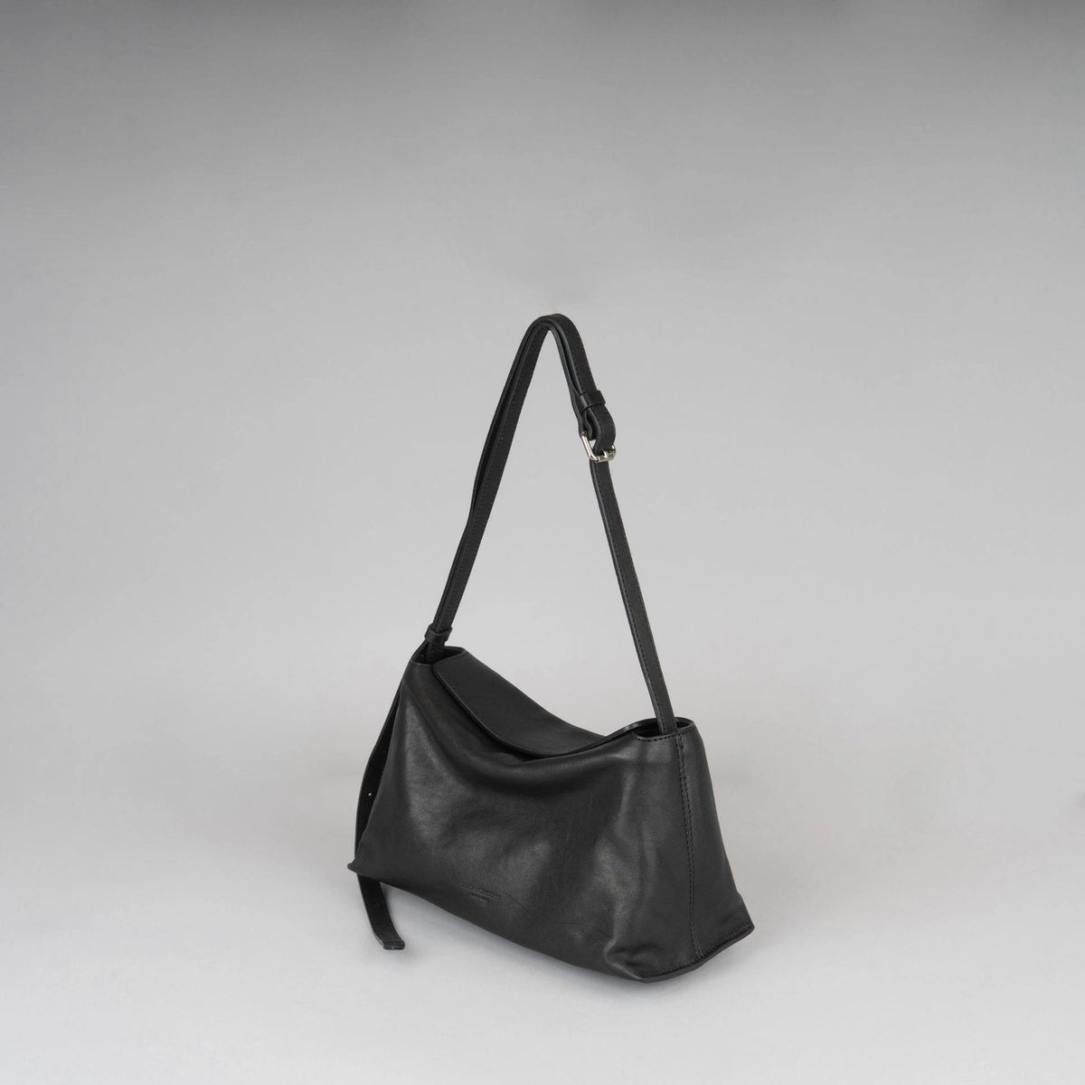[韓國東大門代購] Bucks & Leather #BL002 Bread Bag (S/M)