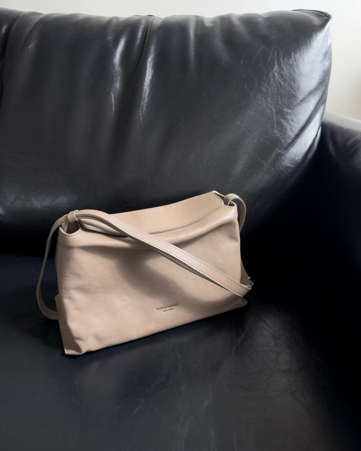 [韓國東大門代購] Bucks & Leather #BL002 Bread Bag (S/M)