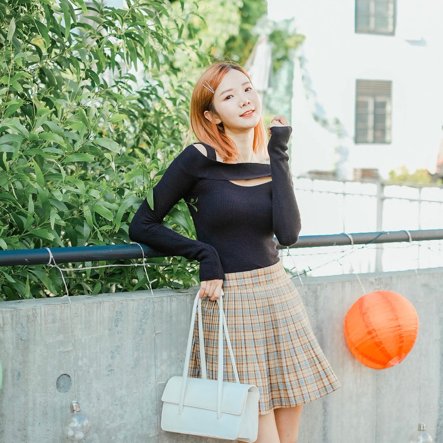 B190 KYLA CHECKED SKIRT