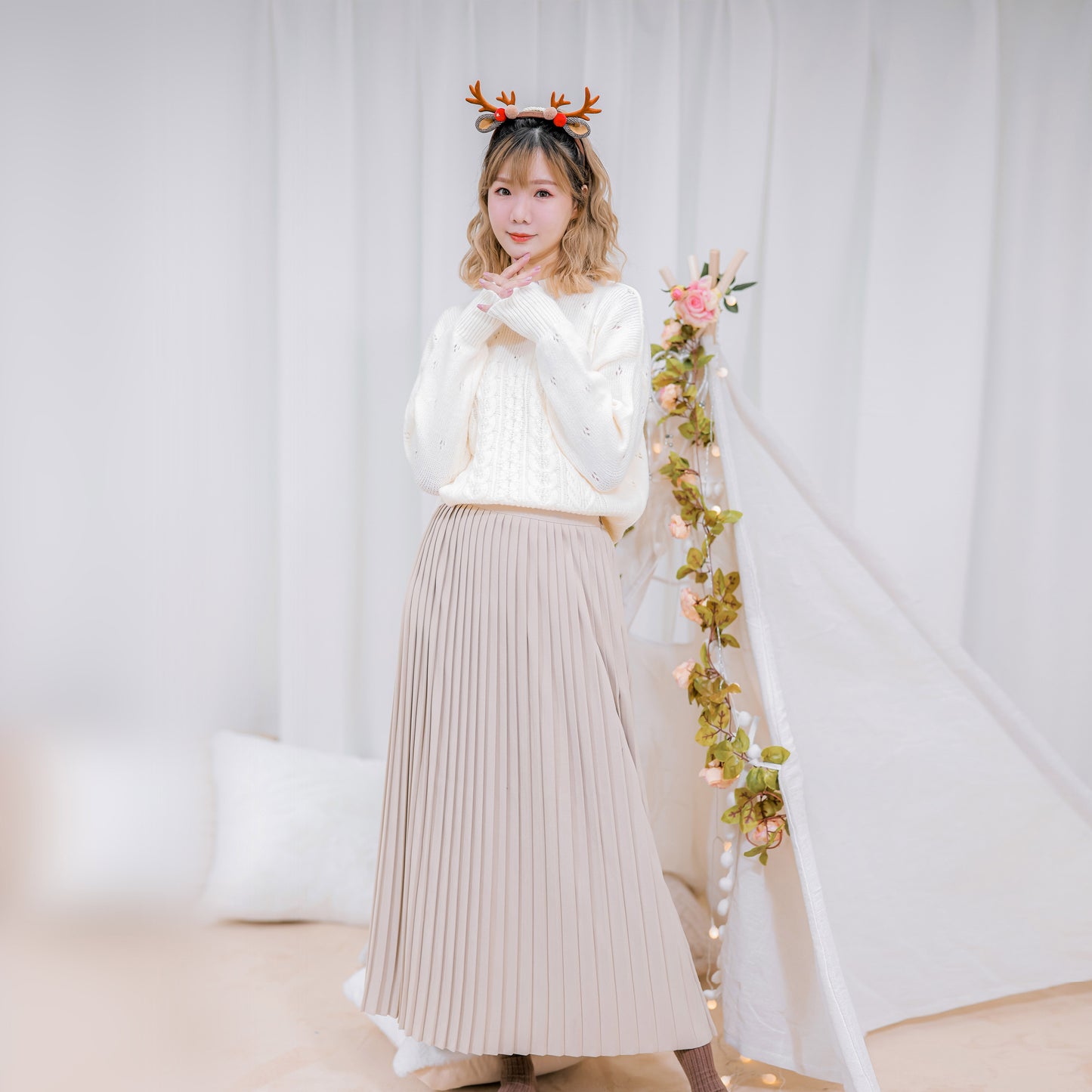 B142 BUBBLE LOVE SKIRT