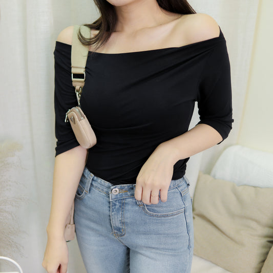 T489 DAYTIME OFFSHOULDER TOP