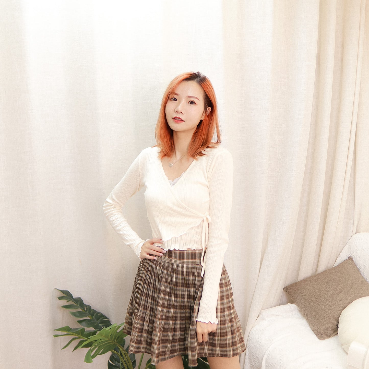 B190 KYLA CHECKED SKIRT