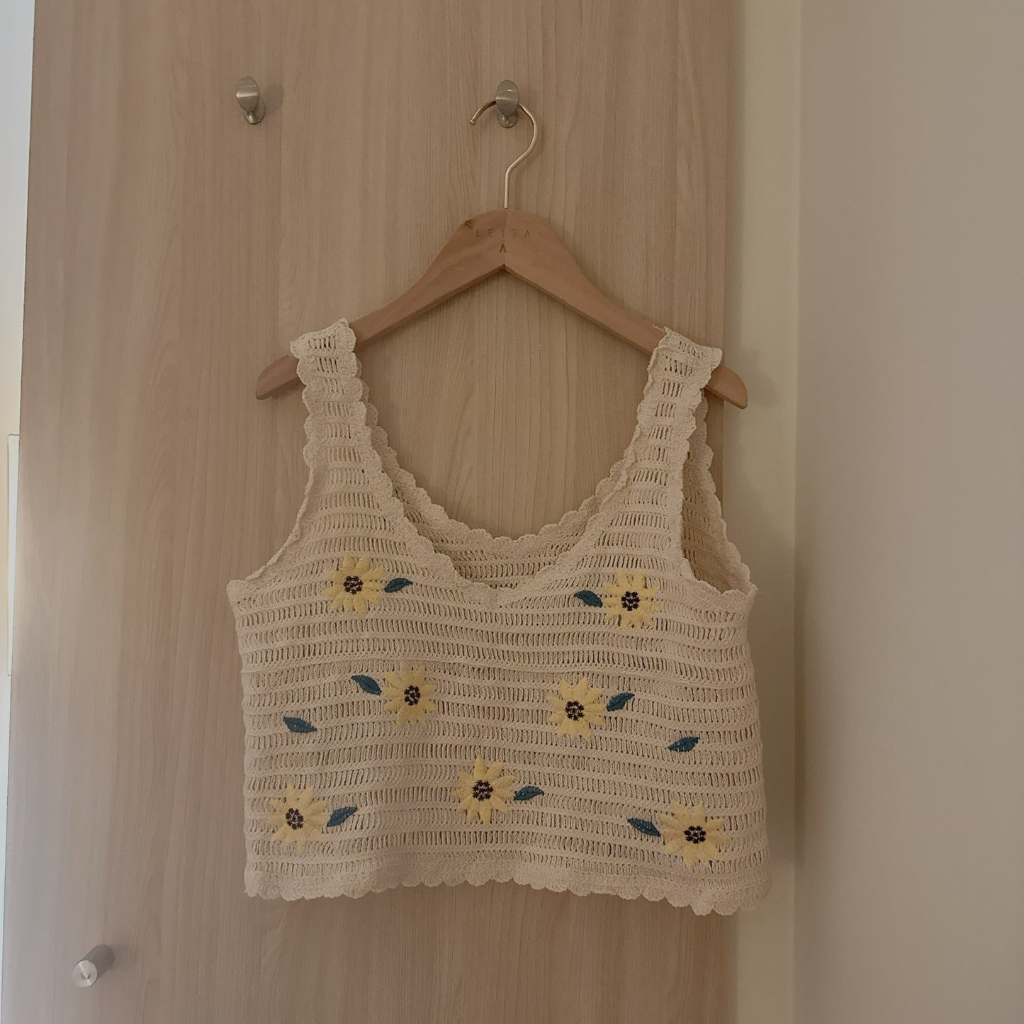 TH087 SUNFLOWER VEST