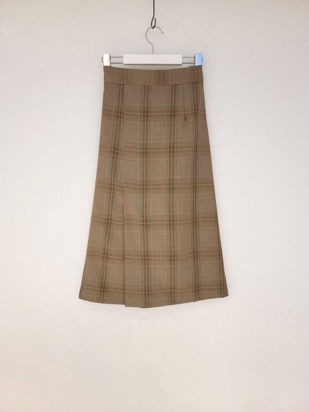 B200 JELLY CHECKED SKIRT