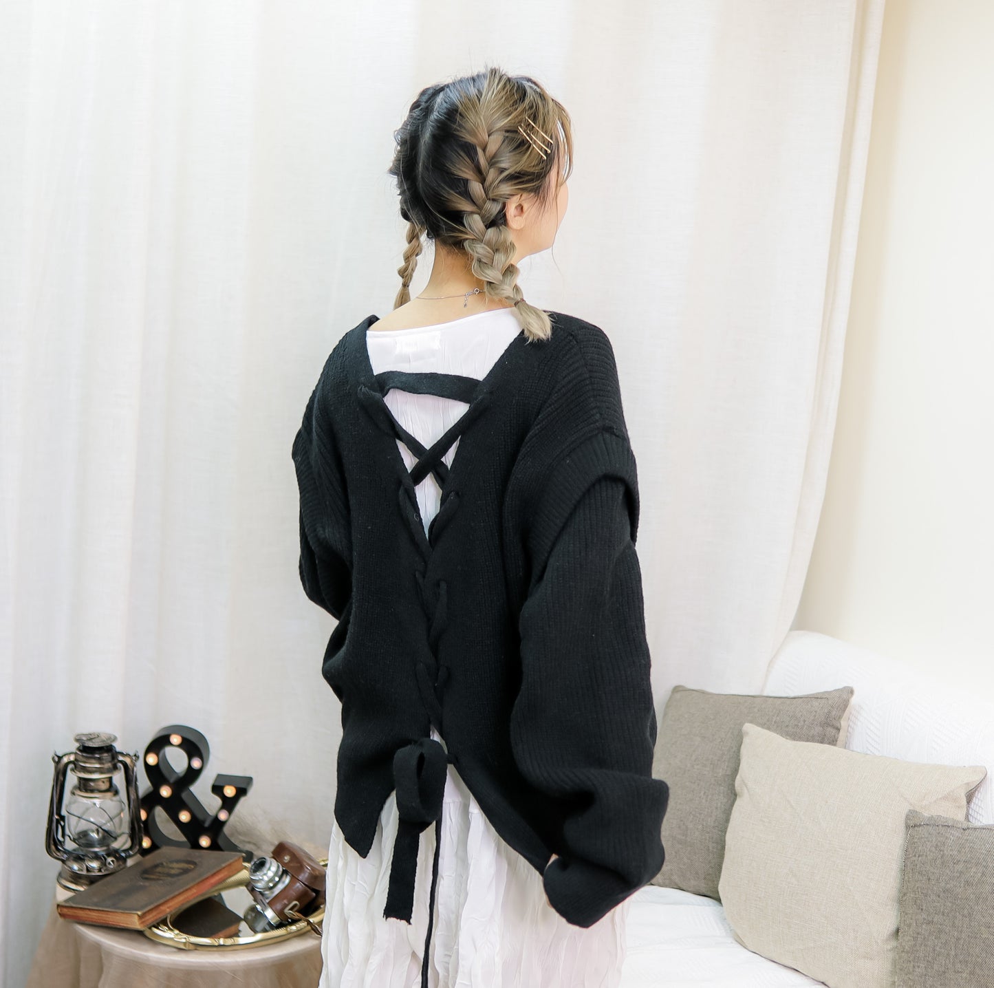 T437 RIBBON BACK SWEATER