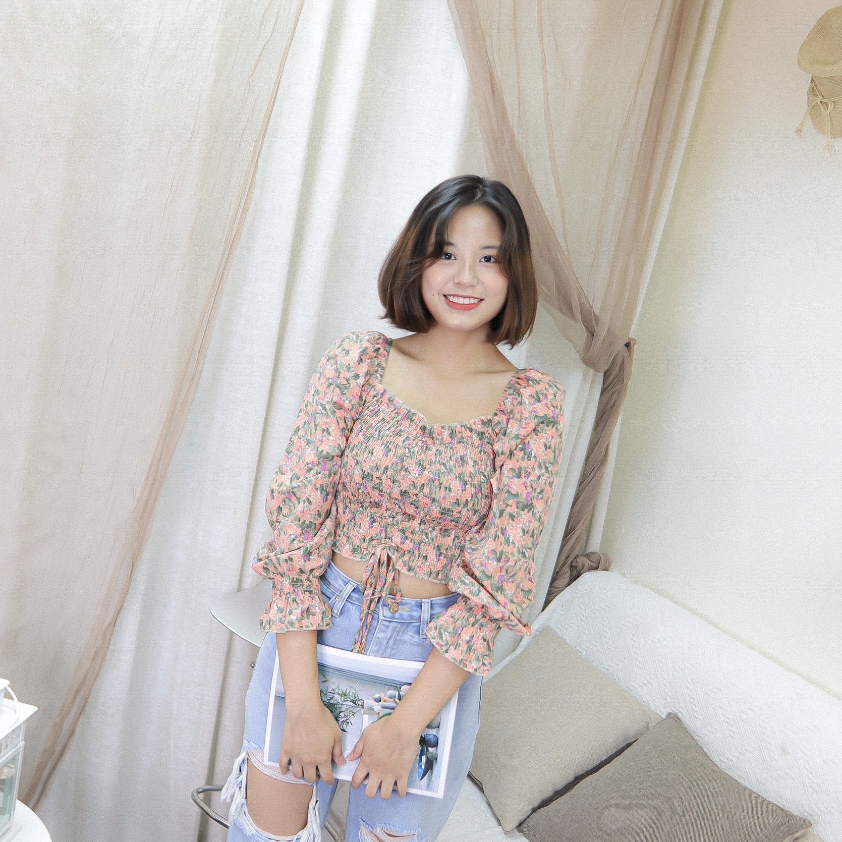 T376 FLORAL VINTAGE TOP - Letta A