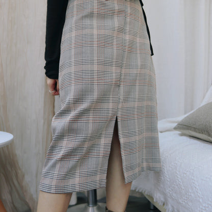 B123 FOLLOW CHECKED SKIRT (WITH BELT) - Letta A