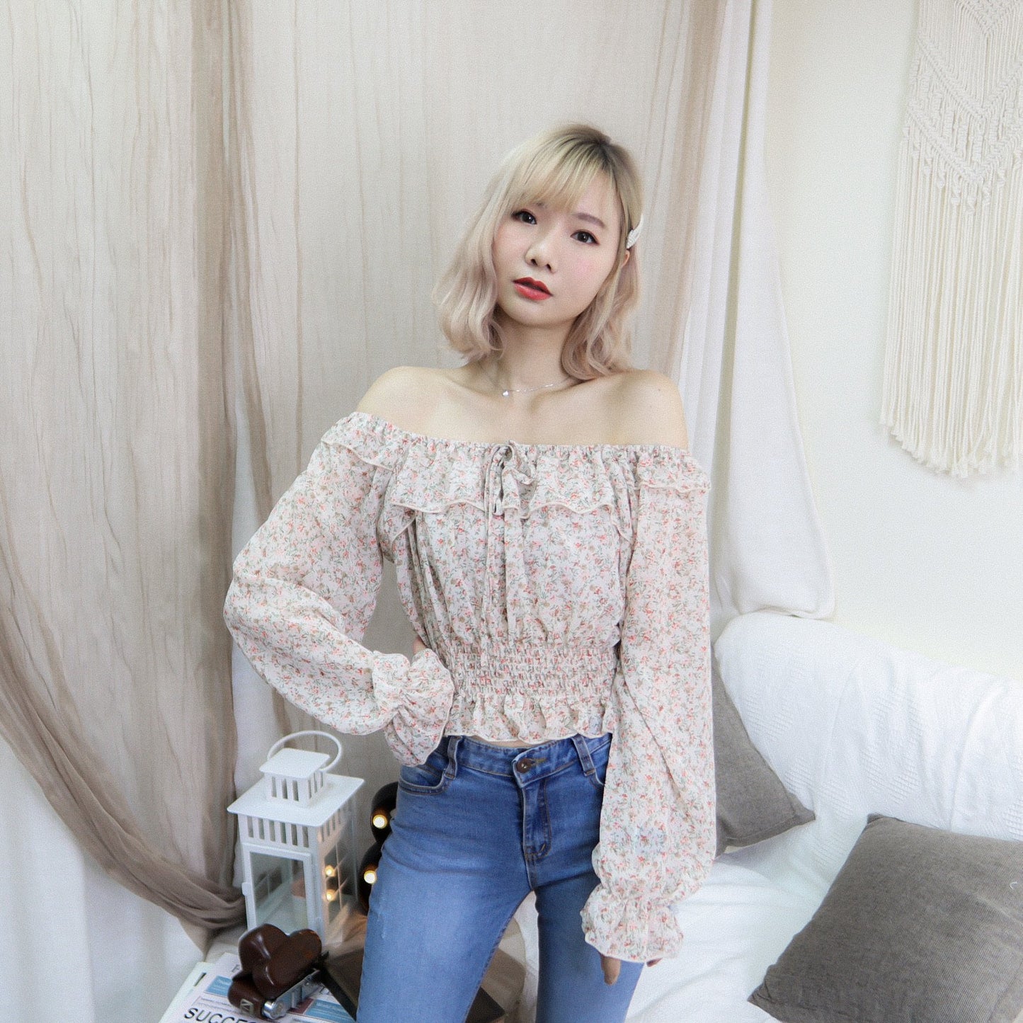 T394 DAISY OFF-SHOULDER TOP - Letta A