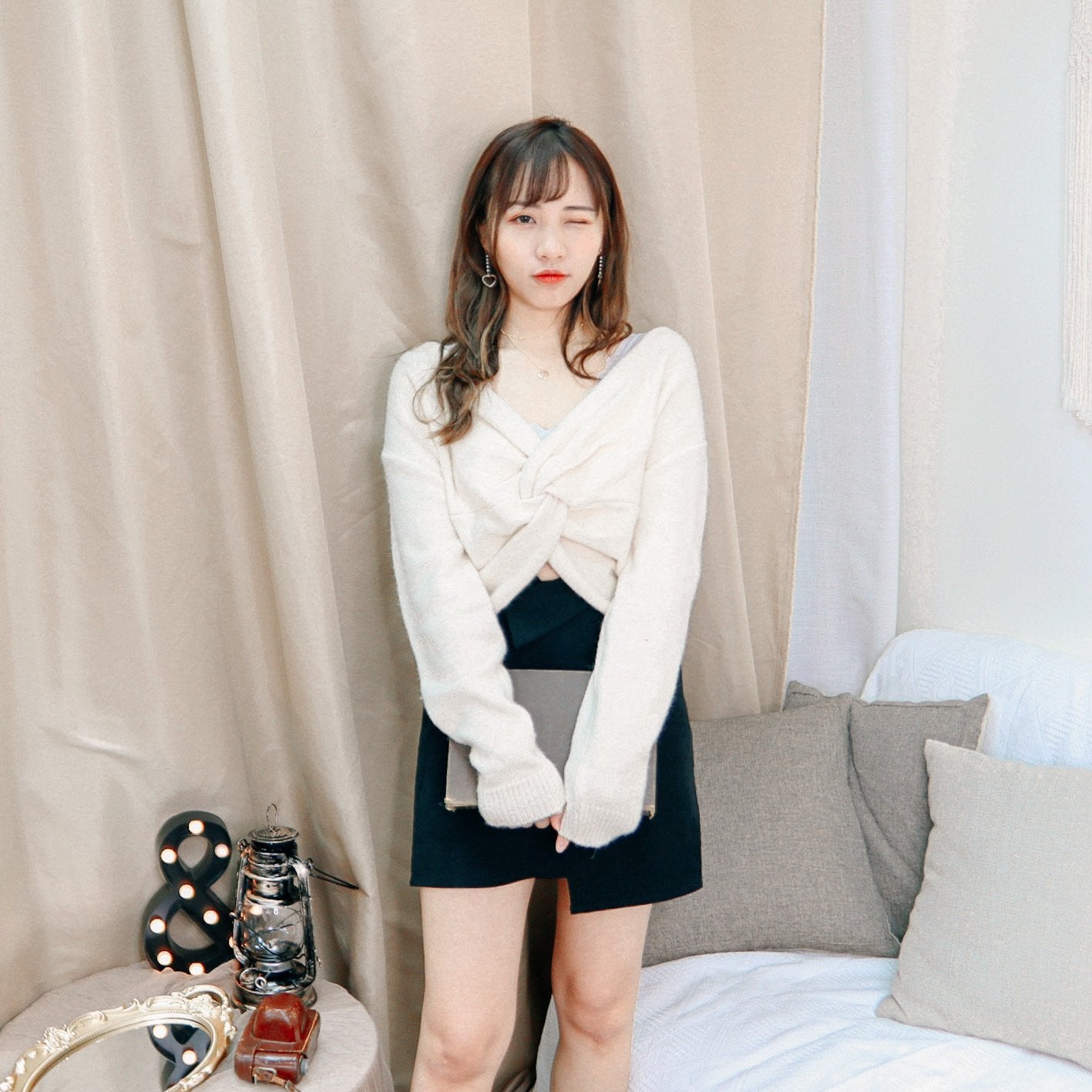 T385 IN LOVE CROSS SWEATER - Letta A